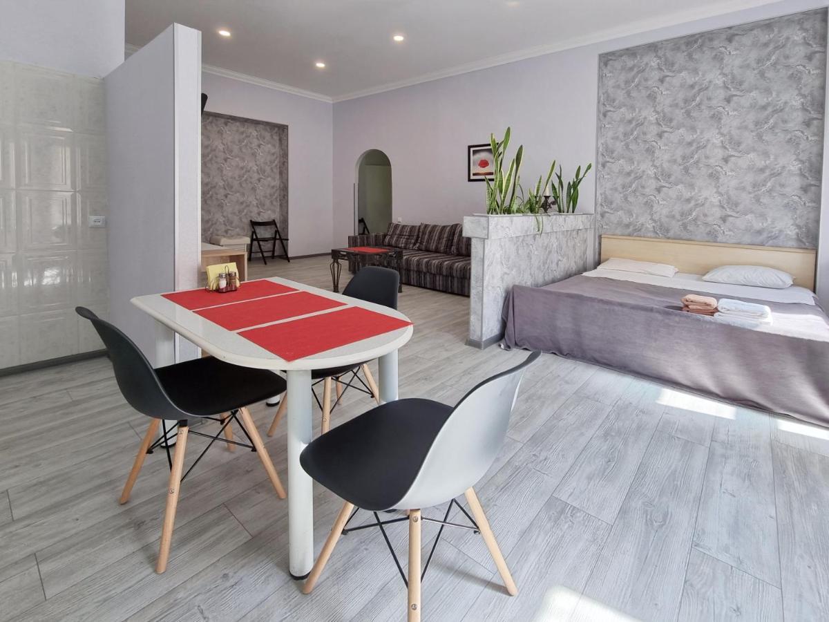 Home-hotel On Maidan Nezalezhnosti Square 公寓
