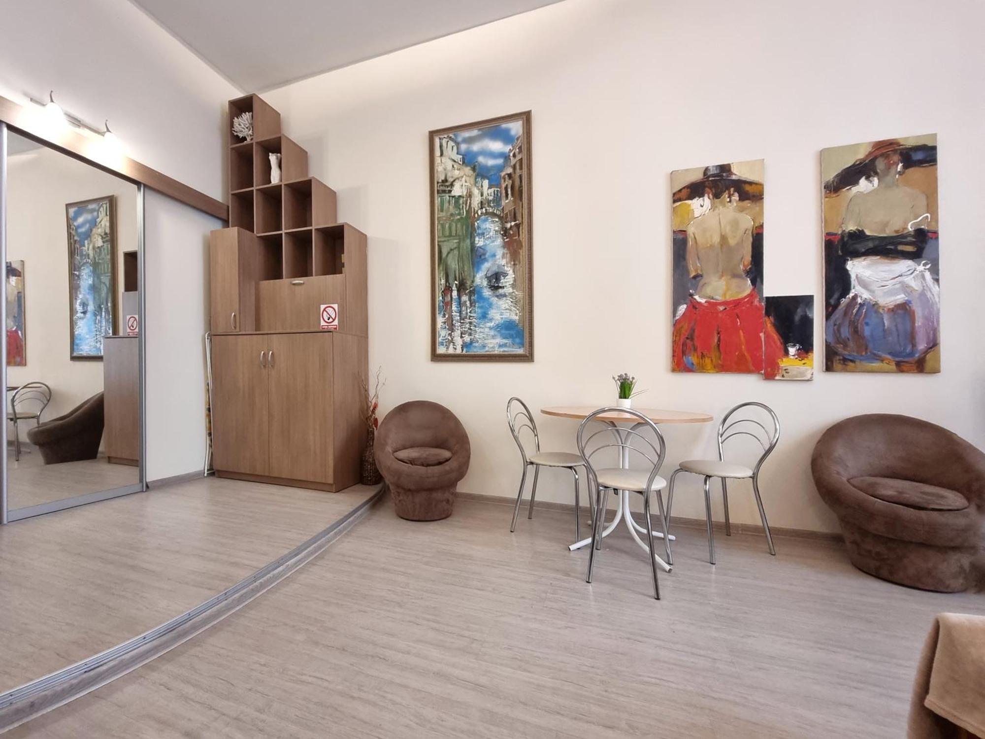 Home-hotel On Maidan Nezalezhnosti Square Kiev