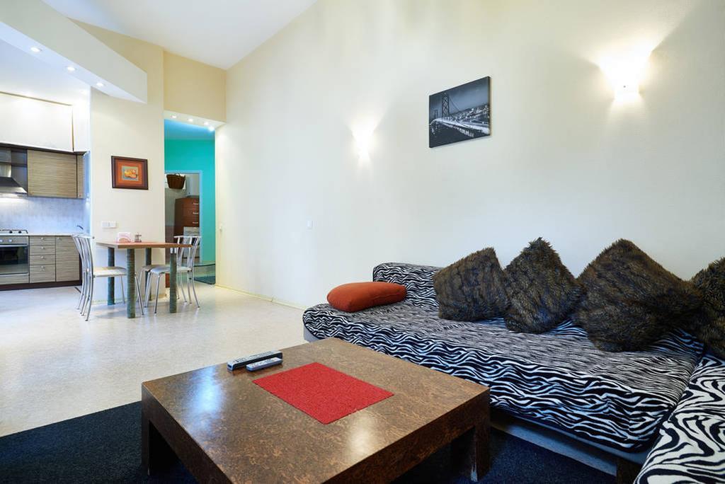 公寓 Home-hotel On Maidan Nezalezhnosti Square